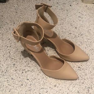 Diba London Tan/Nude Heels